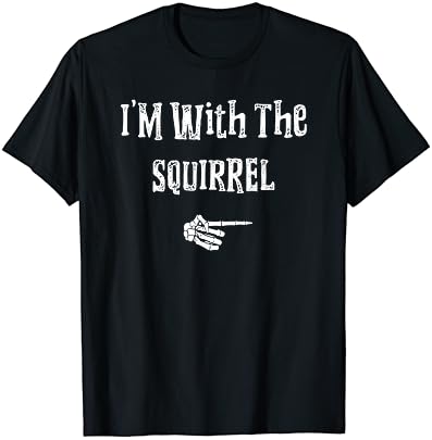 Estou com camiseta de casais engraçados do Squirrel Halloween
