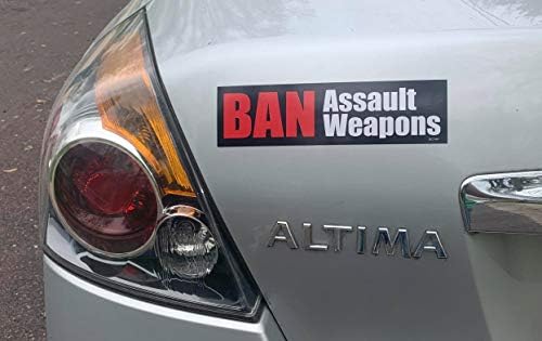 Gear Tatz - Ban Armas de Assault - Magnet de Carro Político - 2,75 x 9,5 polegadas - Feito profissionalmente nos EUA -