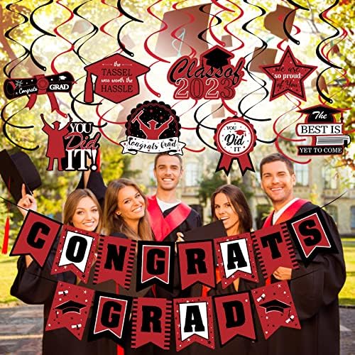 Banner de graduação em Red e Black Parabéns e 2023 Graduação pendurada em redemoinhos, parabéns Decorações de sinal de graduação