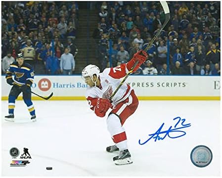 Andreas Athanasiou assinou Detroit Red Wings 8x10 Foto - 70146a - Fotos autografadas da NHL