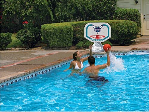 Poolmaster 72903 Charlotte Hornets NBA USA Game Basketball ao lado da piscina do estilo de competição dos EUA