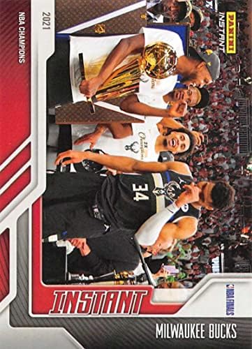 2021 Panini NBA Champions Milwaukee Bucks 30 Foto de equipe com Giannis Antetokounmpo Cartão de basquete oficial da NBA Commorando