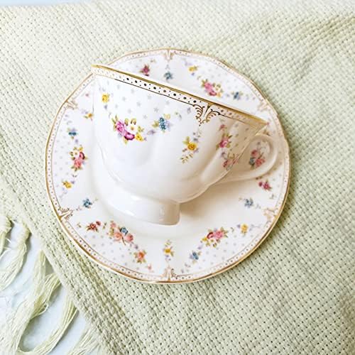 Fanquare European Floral Tea Cup e Pires Conjunto, Copo de Coffeiço de Porcelana Vintage com acabamento dourado, xícara de chá pequena