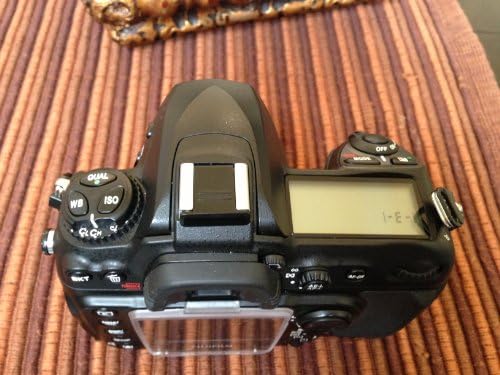 Fujifilm Finepix S5 Pro Digital SLR Câmera com montagem Nikon Lens, Kit apenas do corpo, 12,3 megapixels, lentes intercambiáveis ​​-