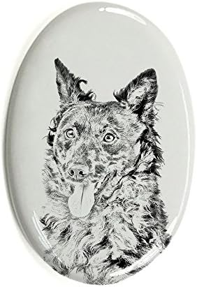 Mudi, lápide oval de azulejo de cerâmica com a imagem de um cachorro