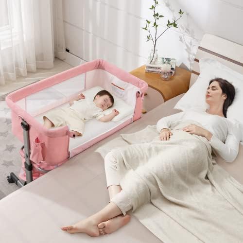 Bassinete de cabeceira Cuddor para bebê, dorminhoco de cabeceira com rodas, heigt ajustável, com redes de mosquito, bolsa de armazenamento