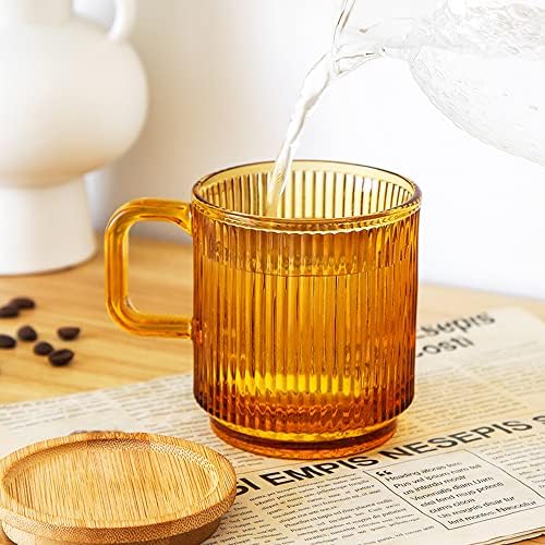 Caneca de café de vidro âmbar de Lysenn com tampa - listras verticais clássicas premium xícara de chá de vidro - para | LATTE | CHEVER | CHOCOLA | JULHO | ÁGUA | - Aflogio - tampa de bambu - 12,5 onças