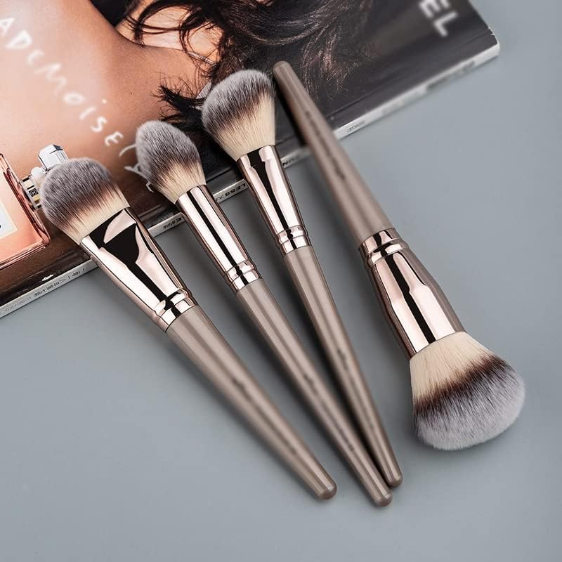 LLly Makeup Brush 4pcs Brilhos de maquiagem Fundação em pó de contorno de contorno Destaque