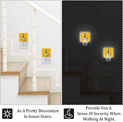 Walldor Amarelo desenho animado Unicorn Night Light, Smart Dusk to Dawn Sensor Warm White LED Nightlights for Hallway