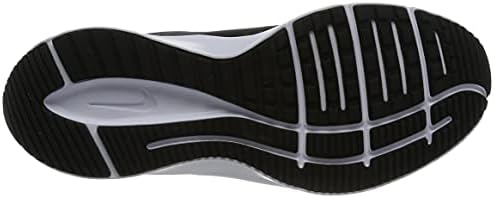 Tênis de corrida de estrada Nike Quest 4