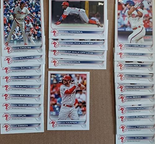 Philadelphia Phillies 2022 Topps Complete Mint Hand Collate 24 Cards Team Set com Bryce Harper e Rhys Hopkins Plus Cartões de estreante e outros