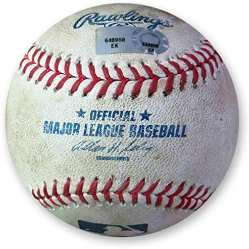 O jogo Zack Greinke usou beisebol 27/05/14 Dodgers lançando para R. Bernadina EK648958 - MLB Game Usado Baseballs usados