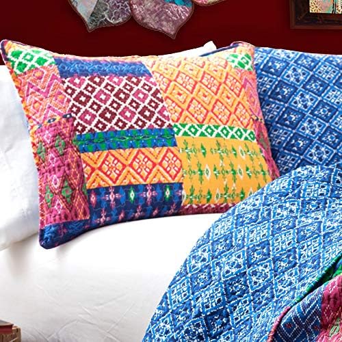 Decoração Lush Misha Quilt | Patchwork Bohemian Reversible Print Pattern 3 Peça Conjunto de roupas de cama - King - Fuschia e