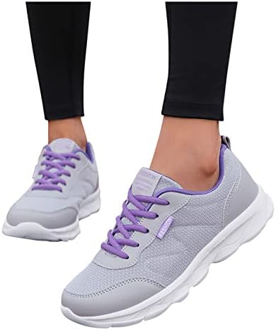 Moda Slip em tênis para mulheres com sapatos atléticos de alta corrida Lace up plataforma voando tamanho sólido cor grande moda