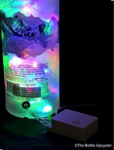 Luz de garrafa de licor de terapia com terapia cinza de ganso upcycled com 100 LED multicolorido com uma bola de cristal clear prisma de 30% com 30% de chumbo
