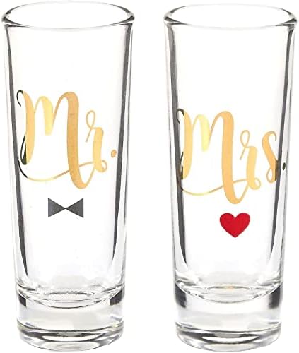 Blue Panda 'Mr & Mrs' Shot Glasses - um presente de noivado perfeito para o casal feliz