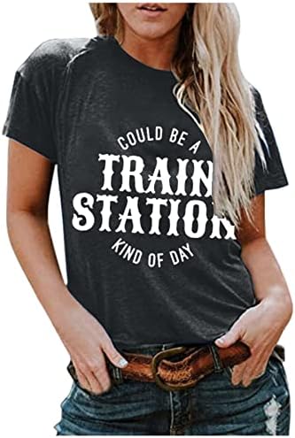 Mulheres casuais com manga curta camiseta pode ser uma estação de trem meio dia Tees