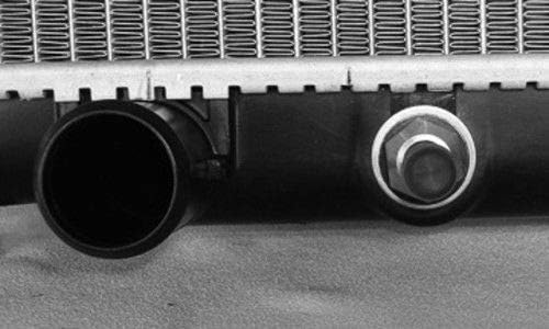 TYC 1746 Radiator Compatível com 1994-1996 Toyota Camry