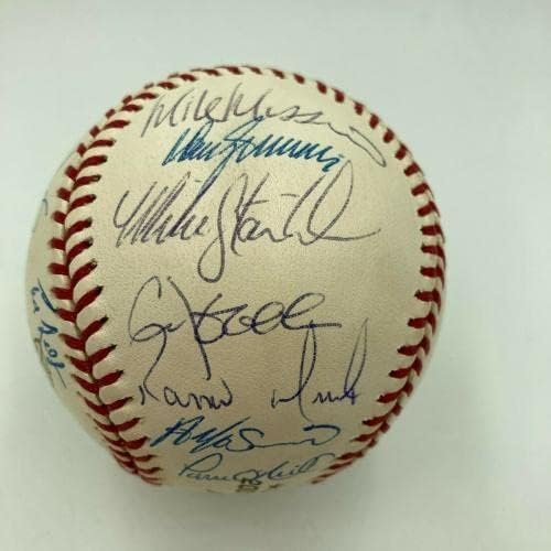 2001 A equipe do New York Yankees assinou o W.S. Baseball Derek Jeter Rivera PSA DNA COA - Bolalls autografados