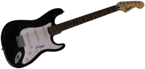 Colter Wall assinou o autógrafo em tamanho grande Black Fender Stratocaster Electric Guitar w/ James Spence JSA Authentication