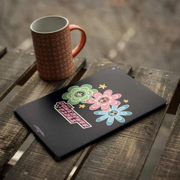 Skinit Decalk Tablet Skin Compatível com iPad Air 10.5in - Oficialmente licenciado Warner Bros Powerpuff Girls Flowers Design Design
