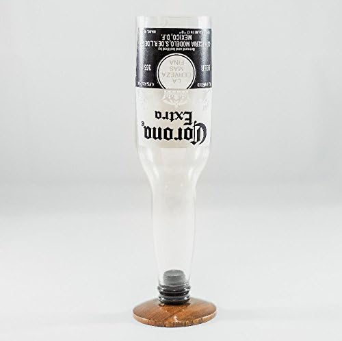 Glass de cerveja peculiar fabricada com garrafa de cerveja corona