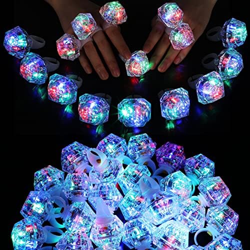 Vicenpal 50 PCs piscando luminárias LED anéis, Decorações de festa de despedida de festa anéis de brinquedos anéis de plástico para o jogo do chuveiro de chá de noiva Festas de festas de Halloween