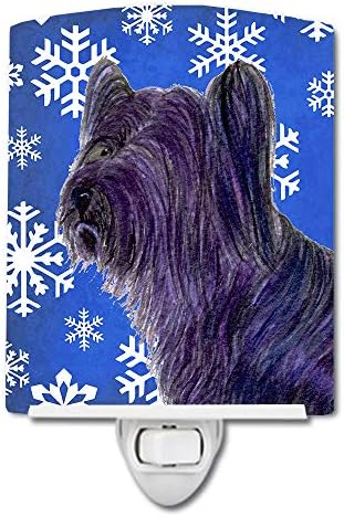 Tesouros de Caroline SS4601CNL Skye Terrier Winter Flakes Snow Férias Cerâmica Night Light, compacta, certificada por UL, ideal para quarto, banheiro, viveiro, corredor, cozinha, cozinha,