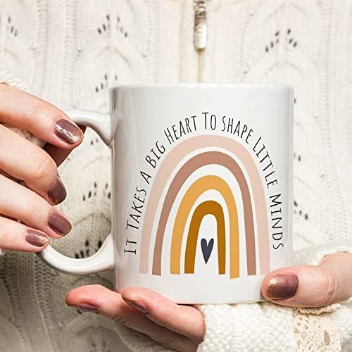 Fatbaby Professor Presente Caneca de Coffee, é preciso um grande coração para moldar as mentes pequenas, presentes de apreciação de professores, presentes do dia dos professores xícara de chá 11oz