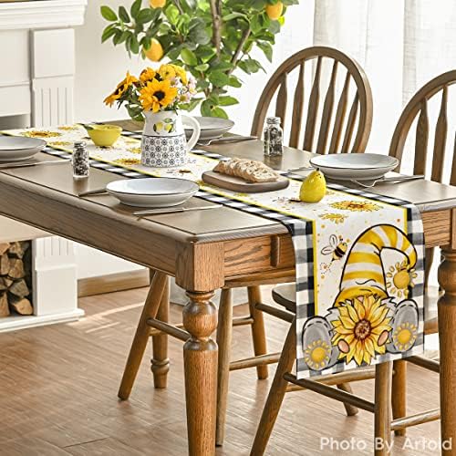 Modo Artóide Buffalo Plaid Sunflower Gnomos ABELHO RUNNER DE TABELA DE VERÃO, Decoração sazonal de mesa de jantar de cozinha para decoração de festa em casa 13x72 polegadas