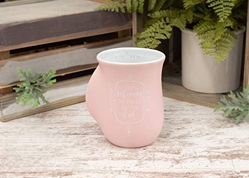 Lighthouse Christian Products que ela acreditava que podia, para que ela tenha rosa rosa de 14 onças de caneca de mão de mão