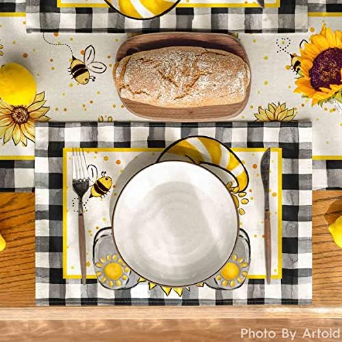 Modo Artóide preto búfalo xadrez gnome de gnome de verão Placemats Conjunto de 4, tapetes de mesa de primavera de 4, 12x18 polegadas para decoração de jantar de cozinha para festas