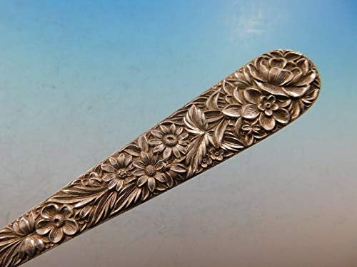 Repousse de Kirk Sterling Silver Berry Spoon Fruit in Bowl grande 9 1/4