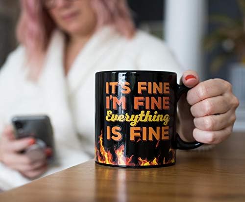 Tudo bem, estou bem, tudo está bem caneca de café de 20 onças | Caneca de cerâmica de grandes dimensões | Grande xícara de café | Caneca de café engraçada | Drinkware para café, chá, bebidas quentes e frias