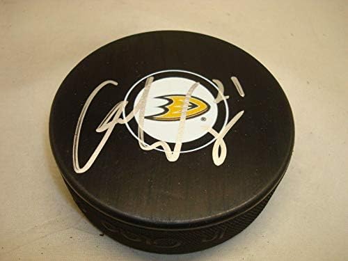 Chris Wagner assinou o Puck de hóquei Anaheim Ducks autografado 1a - Pucks autografados da NHL