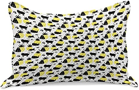 Ambesonne Kitten Kitt Quilt Cobro de travesseira, composição rabiscada de silhuetas caprichosas de gatos e motivos de pata de abacaxi, capa padrão de travesseiro de tamanho queen para o quarto, 30 x 20, carvão cinza amarelo cinza