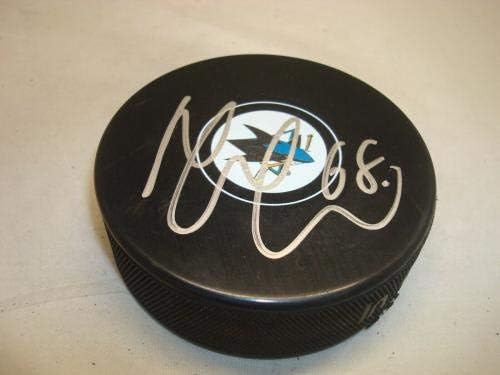 Melker Karlsson assinou San Jose Sharks Hockey Puck autografado 1D - Pucks autografados da NHL