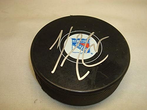 Viktor Stalberg assinou o New York Rangers Hockey Puck autografado 1A - Pucks autografados da NHL
