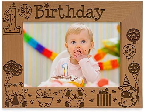 Kate Posh - My First Birthday Picture Frame - moldura de madeira natural gravada - Presentes de primeiro aniversário,