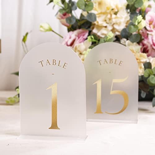 Números de mesa de casamento com arco fosco de uniqooo com estandes 1-15, folha de ouro impressa 5x7 sinais e suportes de acrílico,