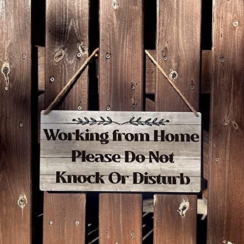 Trabalho engraçado de sinais domésticos Gift Farmhouse, por favor, não bata ou perturbe o sinal de madeira, sinal de parede