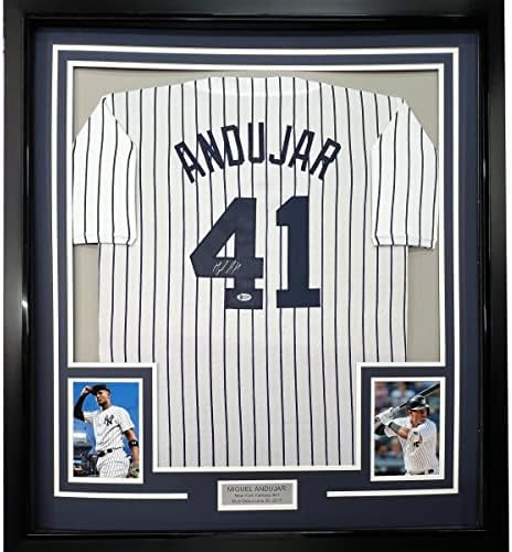 Miguel Andujar emoldado/assinado 33x42 Jersey de beisebol de Nova York